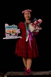 BIB: 1818
                            <button type="button" onclick="openModal(9900149)" class="btn btn-primary btn-sm float-right btn-popup" data-toggle="modal" data-target=".modal-high-quality">
                        <i class="fas fa-shopping-cart"></i> Add to Cart
                    </button>
                                            <button type="button" onclick="isThisMe(9900149, true)" class="btn btn-success btn-sm float-right btn-popup btn-isme hidden" data-toggle="tooltip" data-placement="bottom" title="นี่คือรูปของคุณใช่ไหม คลิกที่นี่เพื่อเอาเข้าอัลบั้ม">
                        <i class="fas fa-plus"></i> Add to album
                    </button>
                    <button type="button" onclick="isThisMe(9900149, false)" class="btn btn-warning btn-sm float-right btn-popup btn-isnotme hidden">
                        <i class="fas fa-ban"></i> Remove from album
                    </button>